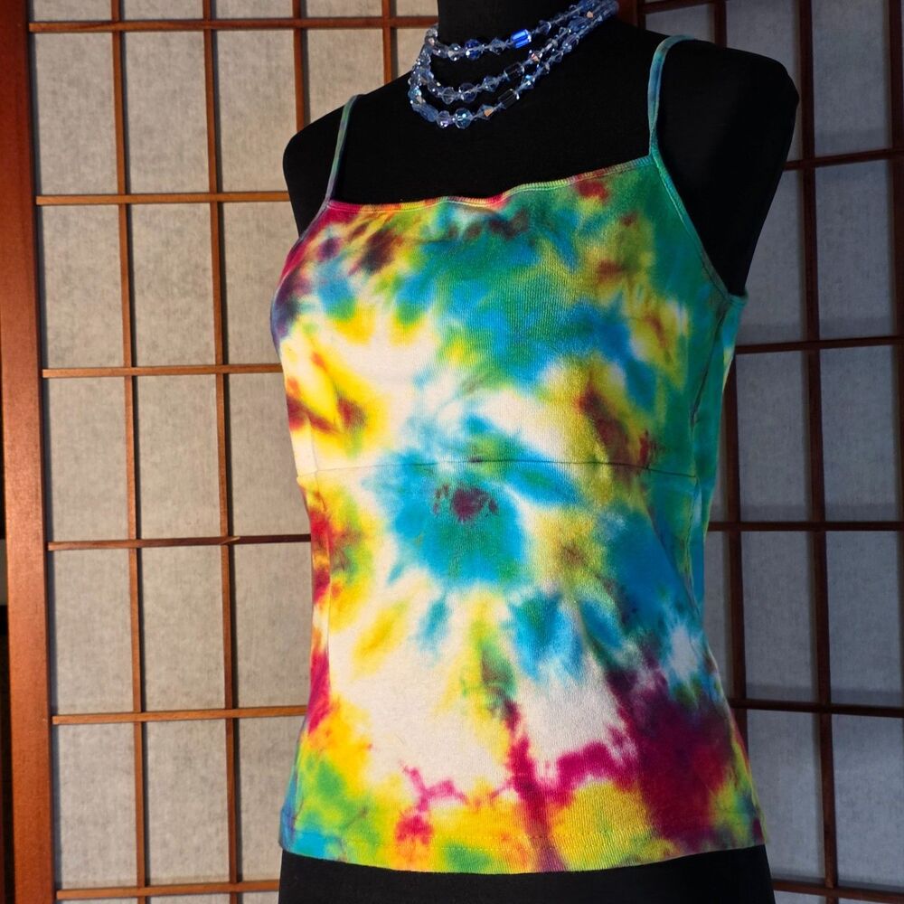 🌈 Y2K Tie Dye Tank Top Size Medium New Colorful Fitted Cami Crop Top 🌈